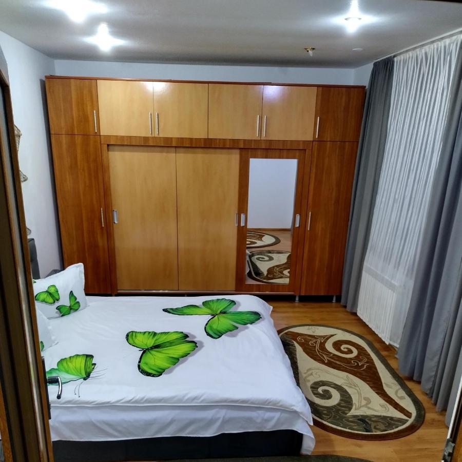Petroşani Apartament Camelia מראה חיצוני תמונה